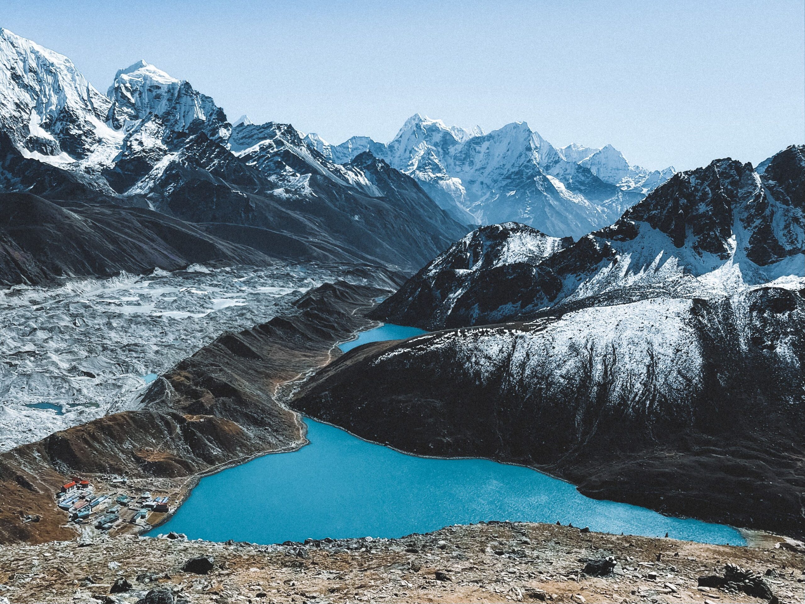 Kedartal glacial lake reflecting Himalayan peaks