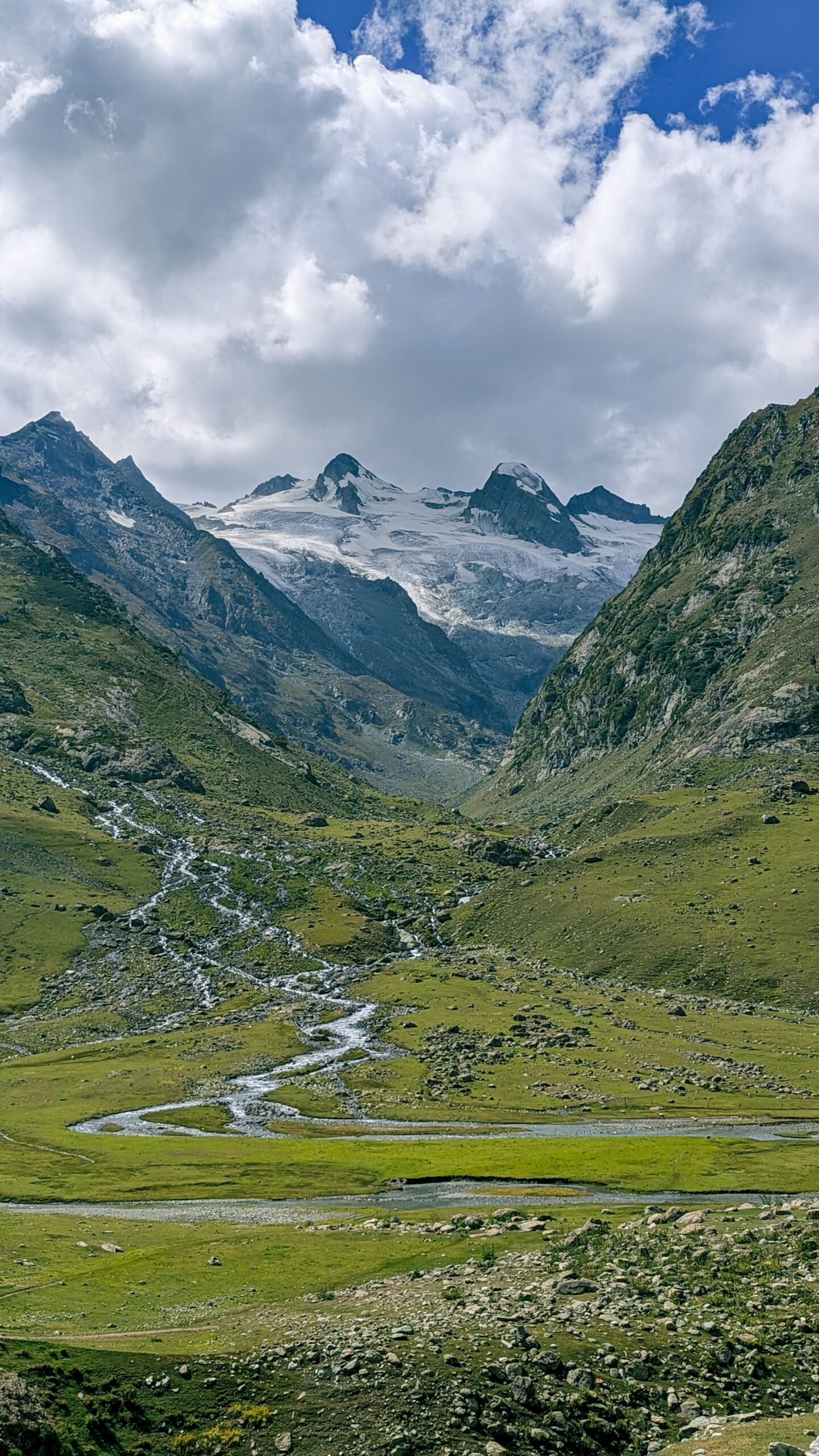 Snow-capped Himalayan peaks along the Rupin Pass trek route